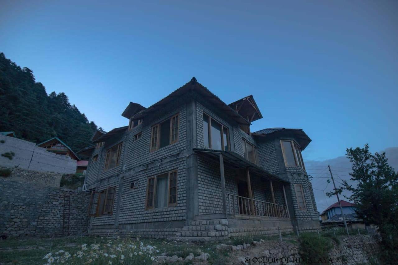 Loghouse At Khajjiar Lake Экстерьер фото