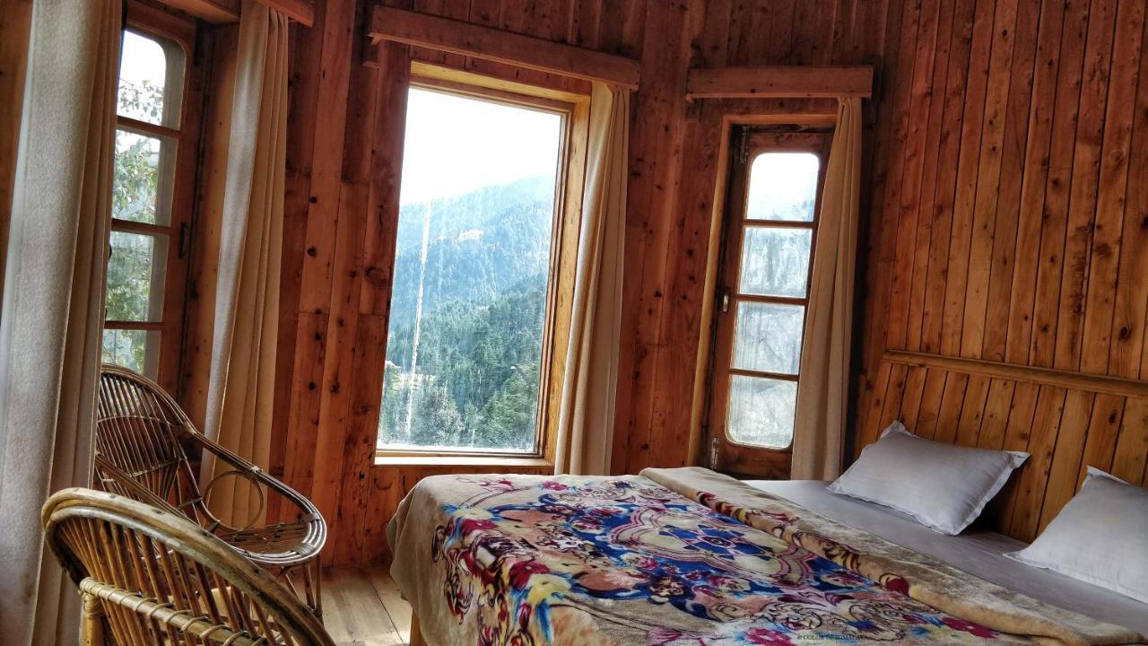 Loghouse At Khajjiar Lake Экстерьер фото